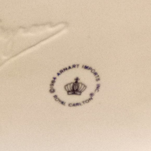Arnart Imports Accents 984 Arnart Royal Carlton Jbyron Porcelain